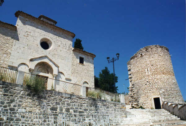 Campobasso - Chiesa di San Bartolomeo e Torre Terzano